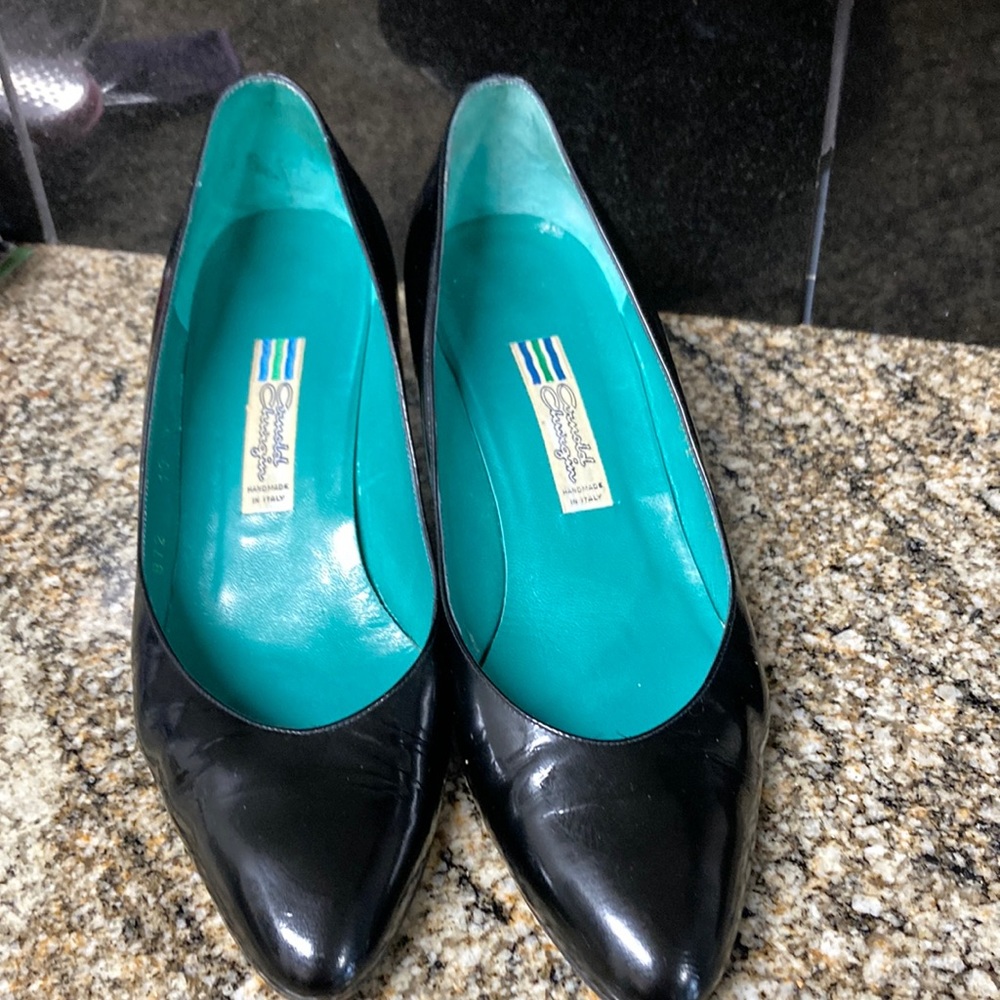 Arnold Churgin black patent heels